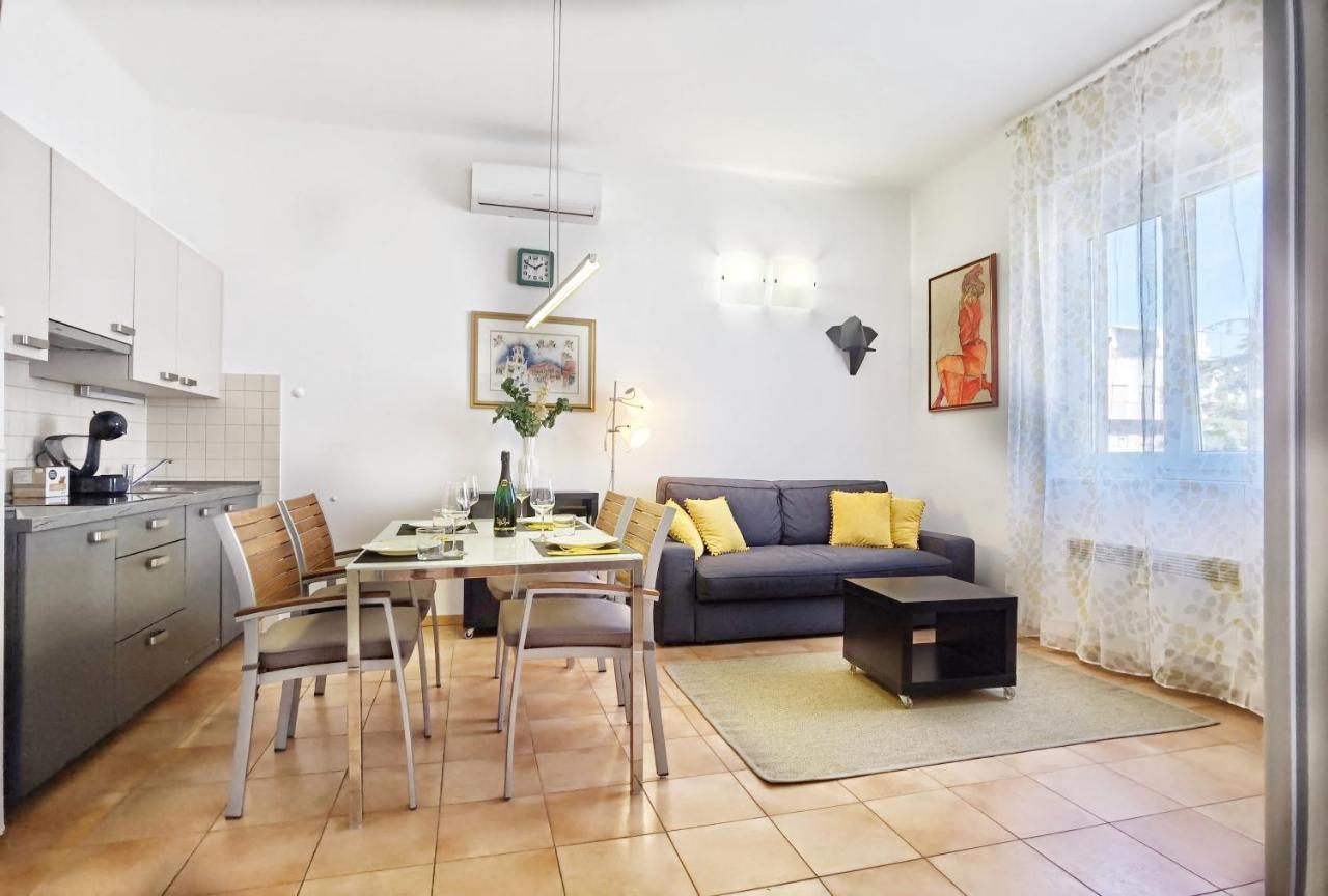 City Center Apartment Soldic Split Exteriör bild