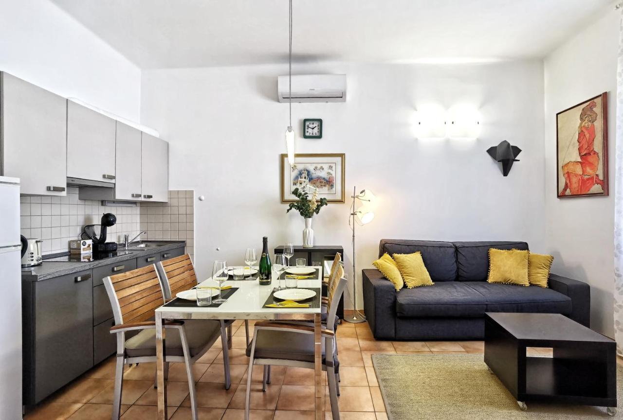 City Center Apartment Soldic Split Exteriör bild