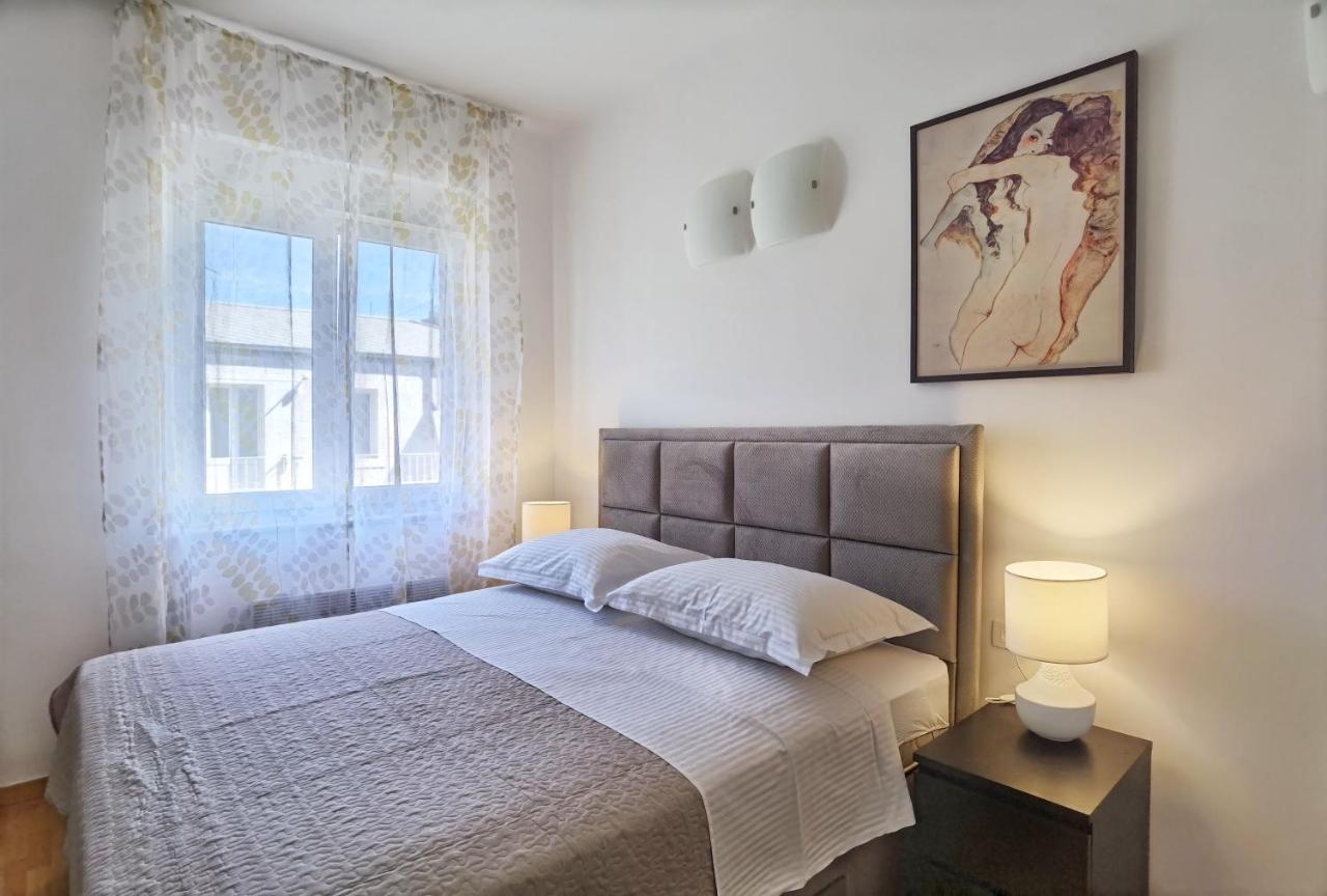 City Center Apartment Soldic Split Exteriör bild