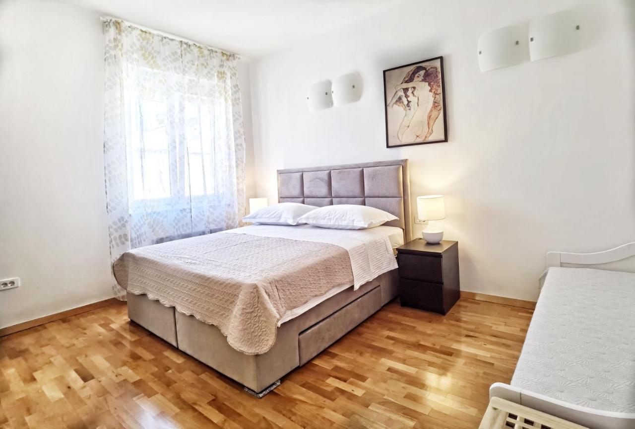 City Center Apartment Soldic Split Exteriör bild