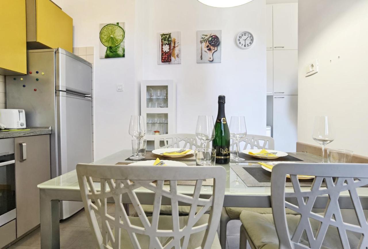 City Center Apartment Soldic Split Exteriör bild